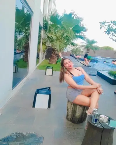 Escort Kathlal